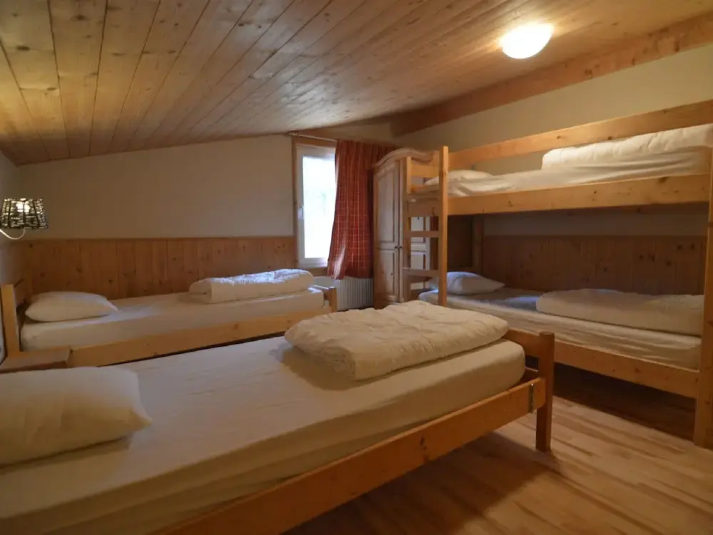 Luxurious Holiday Home in Elsenborn With Sauna