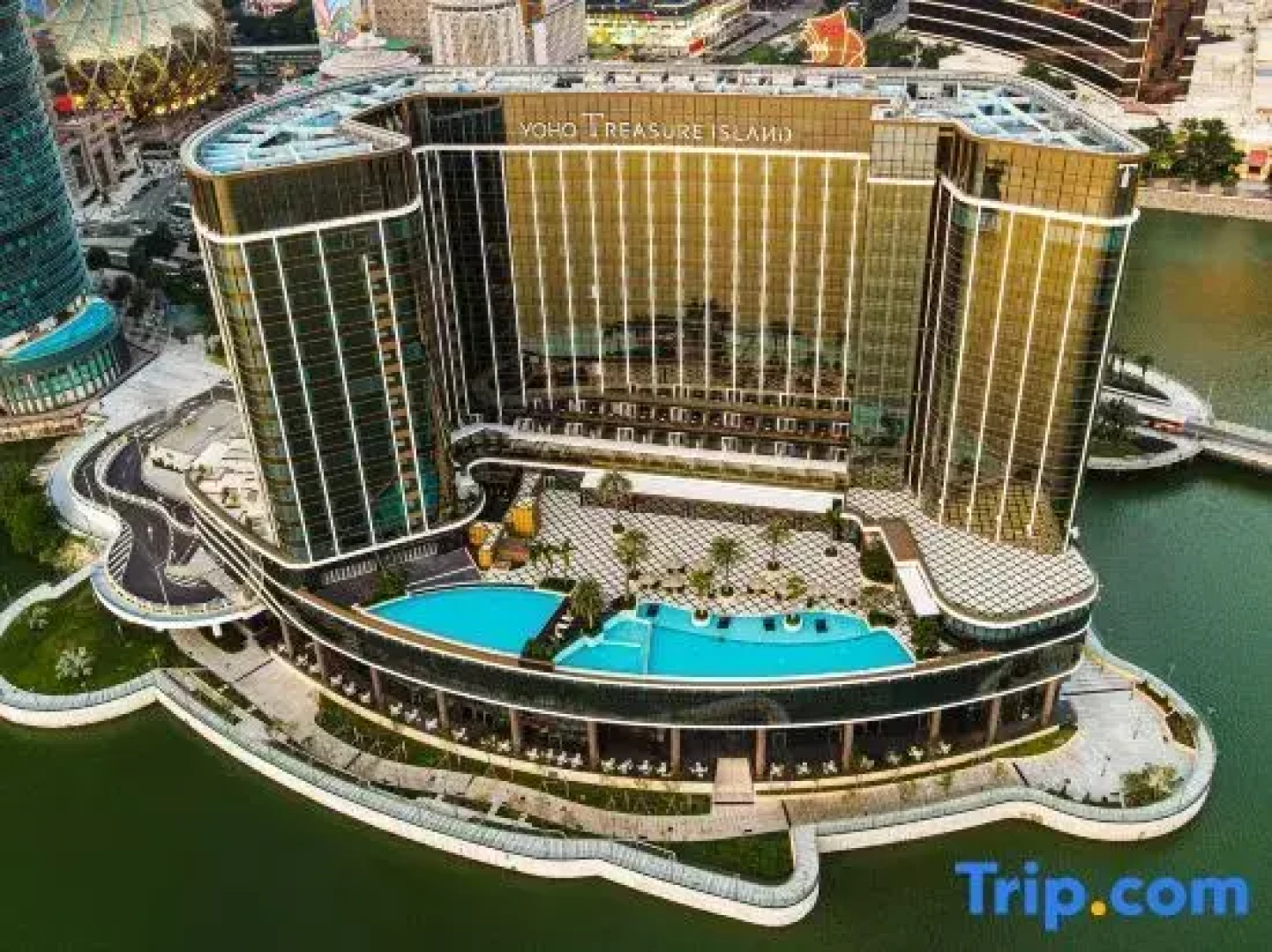 YOHO Treasure Island Hotel