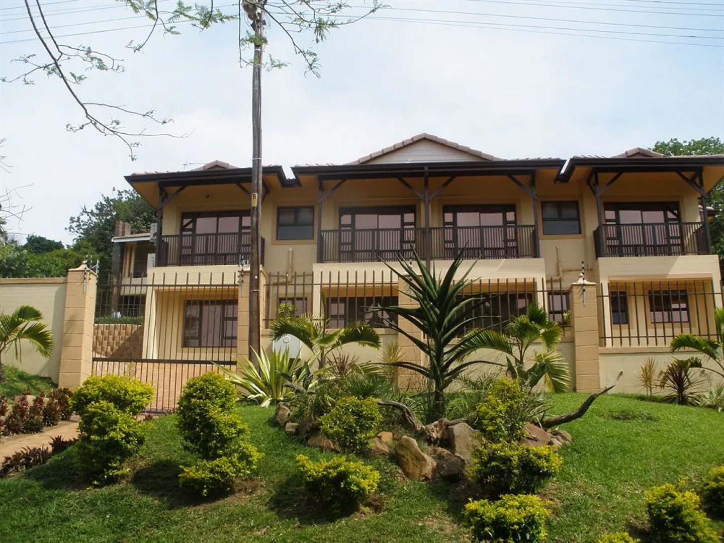 Jay and Bee Guest House