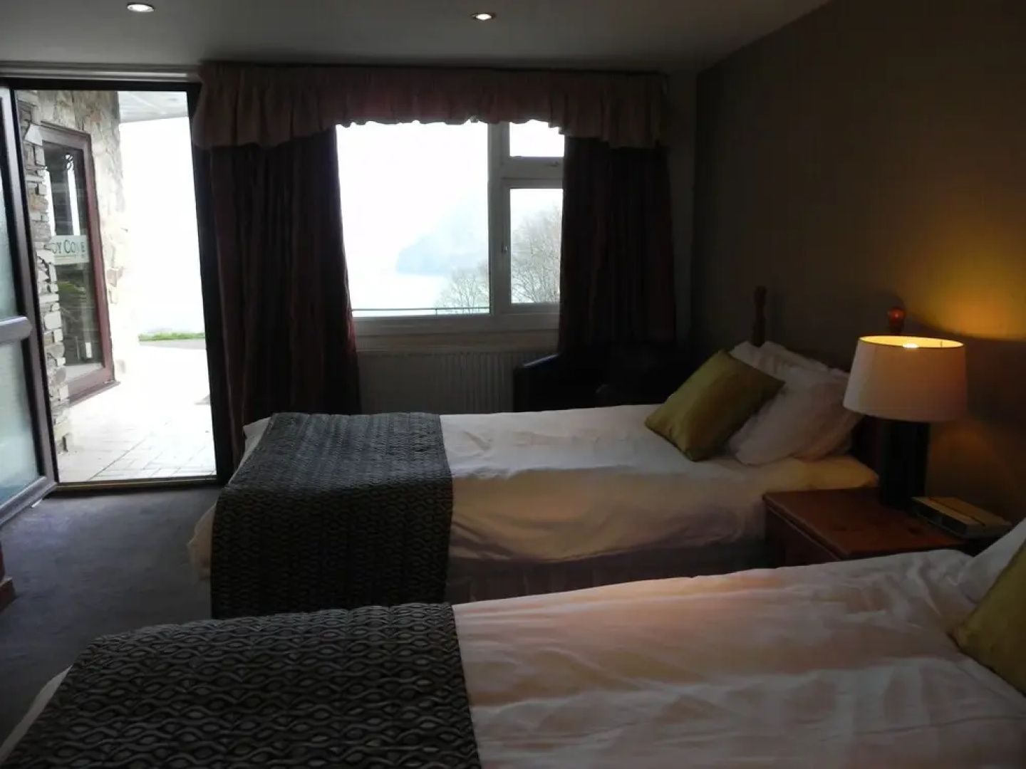 Sandy Cove Hotel