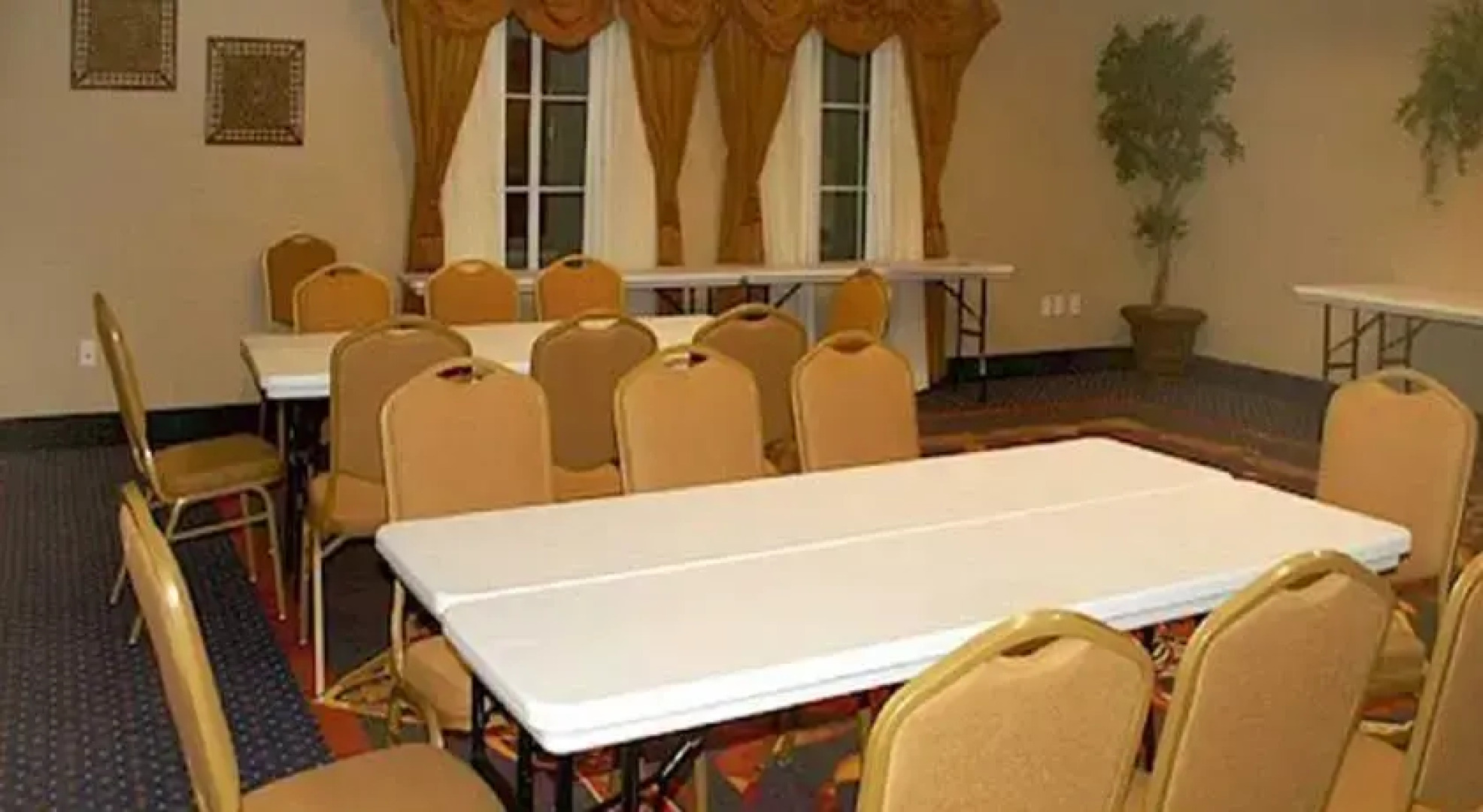 La Quinta Inn And Suites Moore