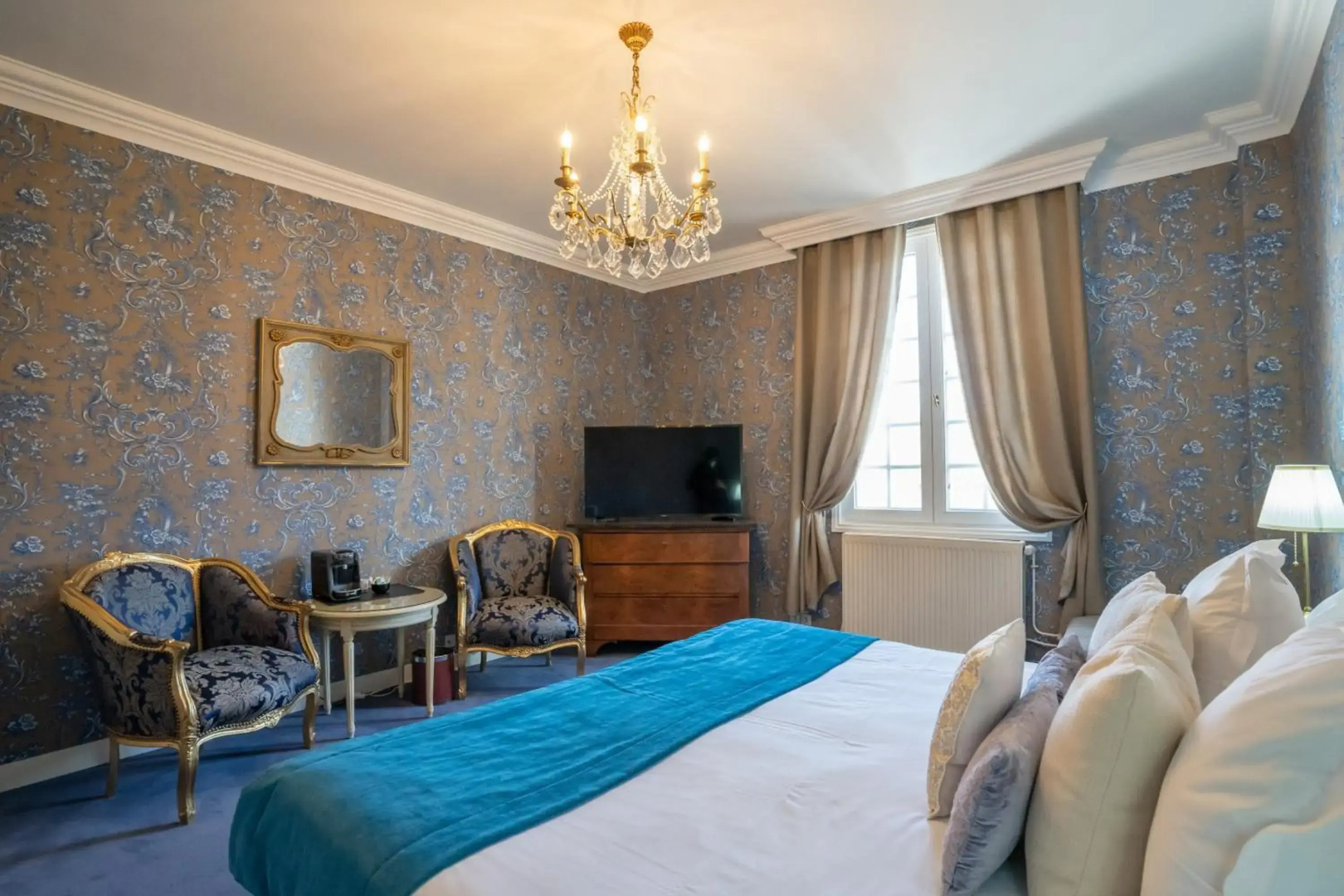 Château De Beauvois - La Maison Younan