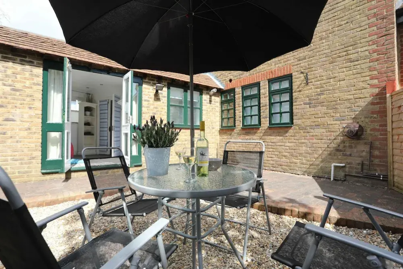 Stunning flats in Rye