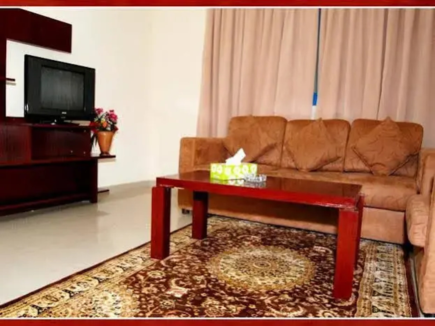 Raynor Hotel Apartments