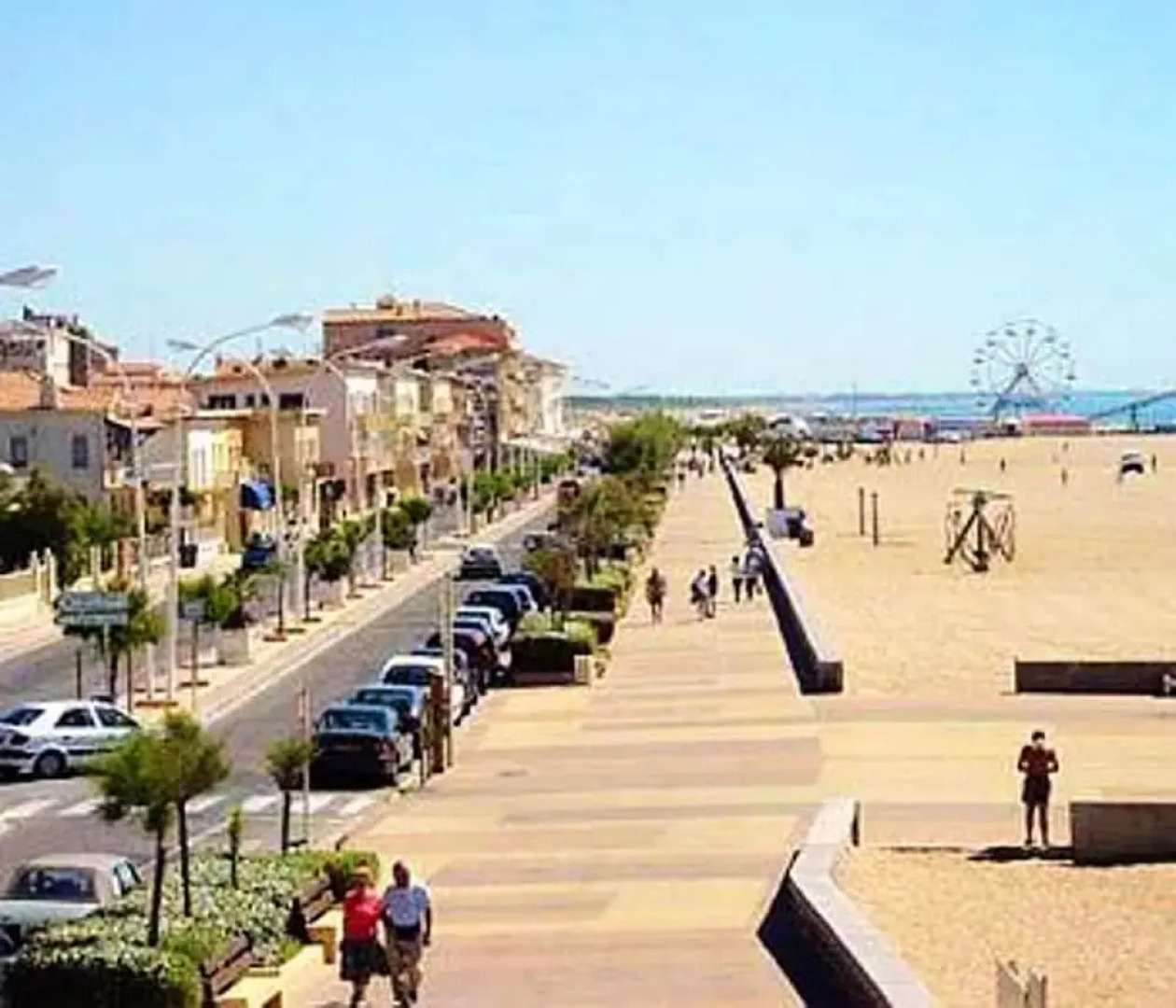 House With 2 Bedrooms in Valras-plage, With Shared Pool and Enclosed Garden - 50 m From the Beach