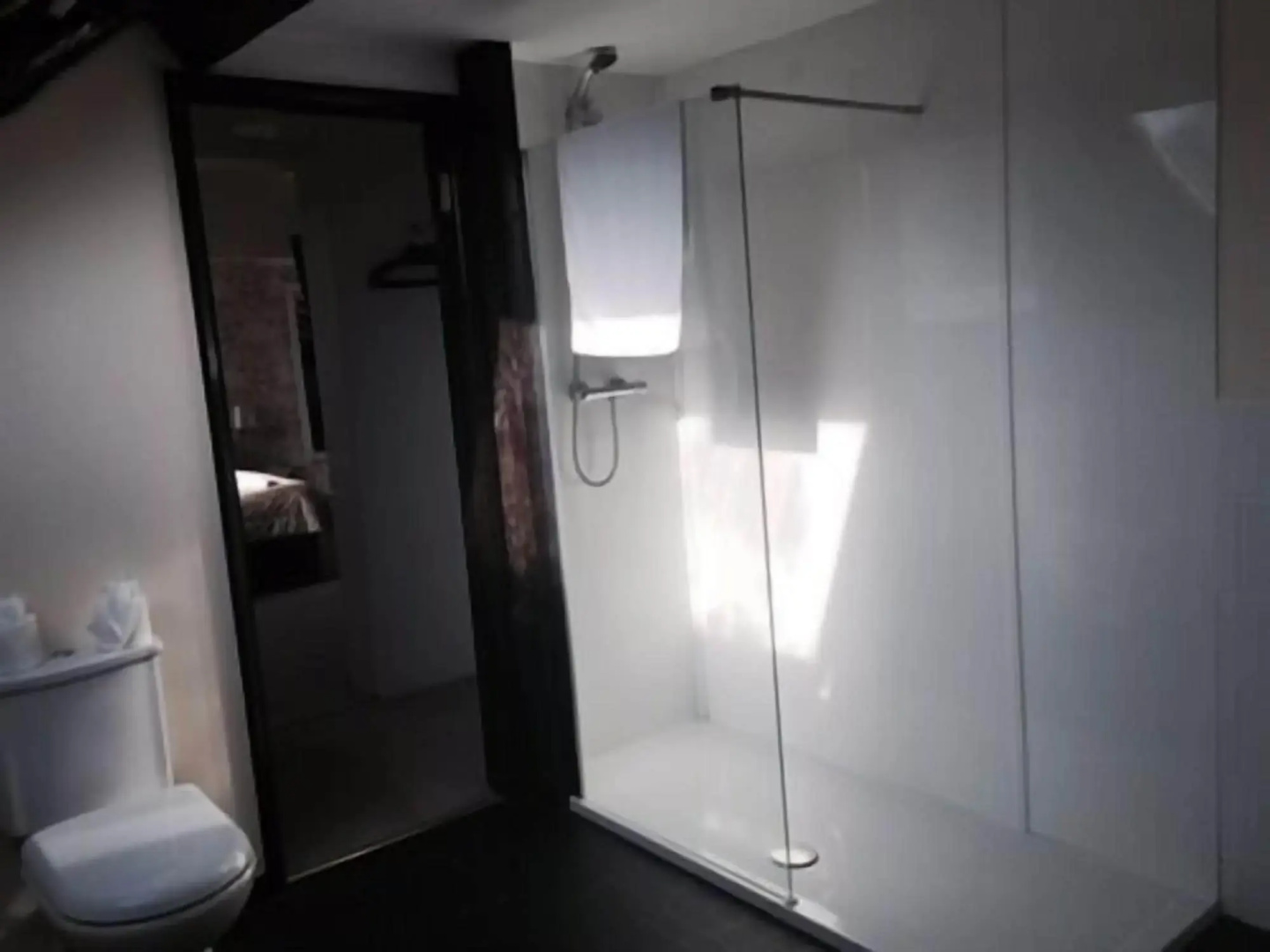Coach House Hotel