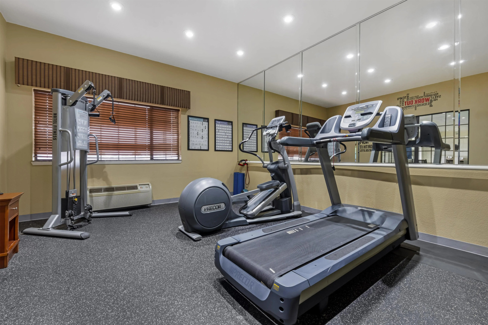 Best Western Plus Shamrock Inn & Suites