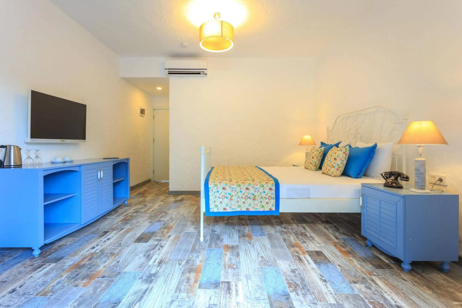 Flamingo Hotel & Spa - Pet Friendly