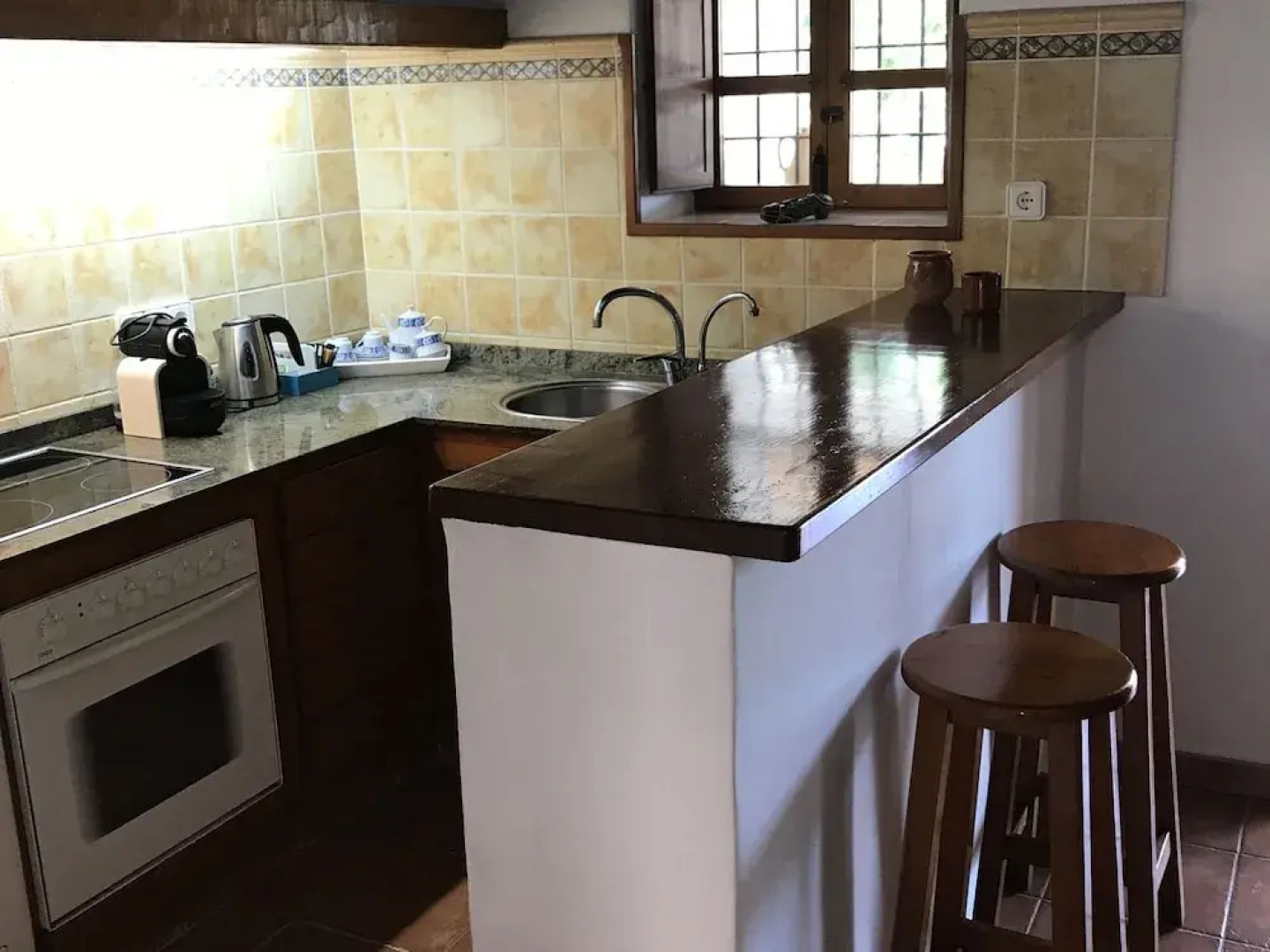 Charming Holiday House Within Walking Distance of Cala Llonga Beach and Village