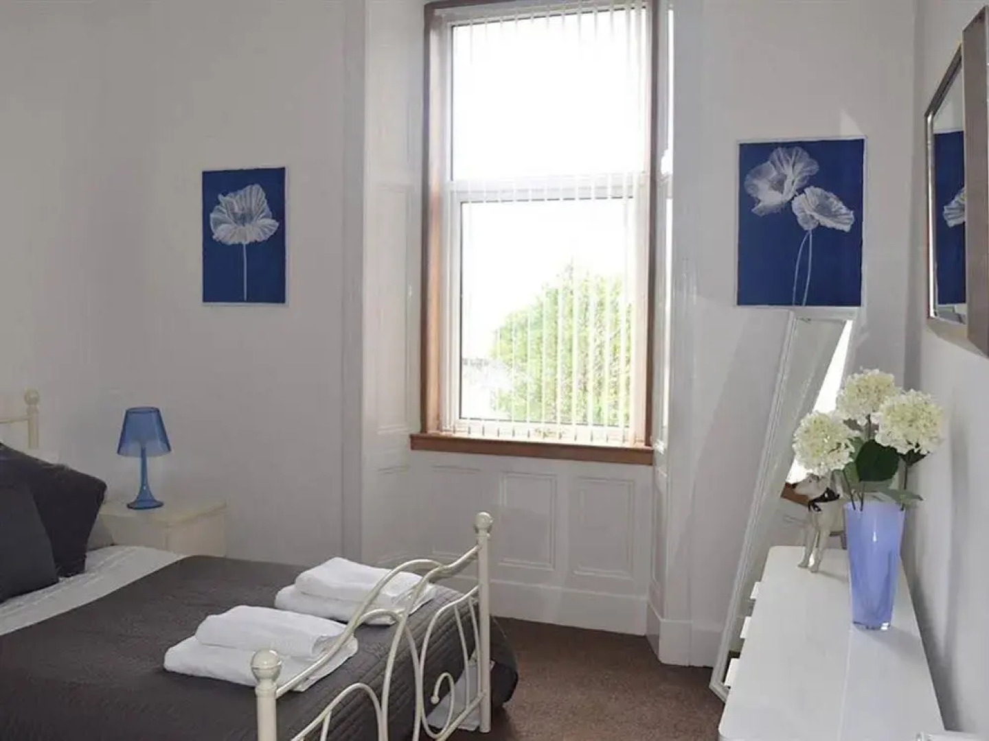 Spacious 2 Bedroom Apartment