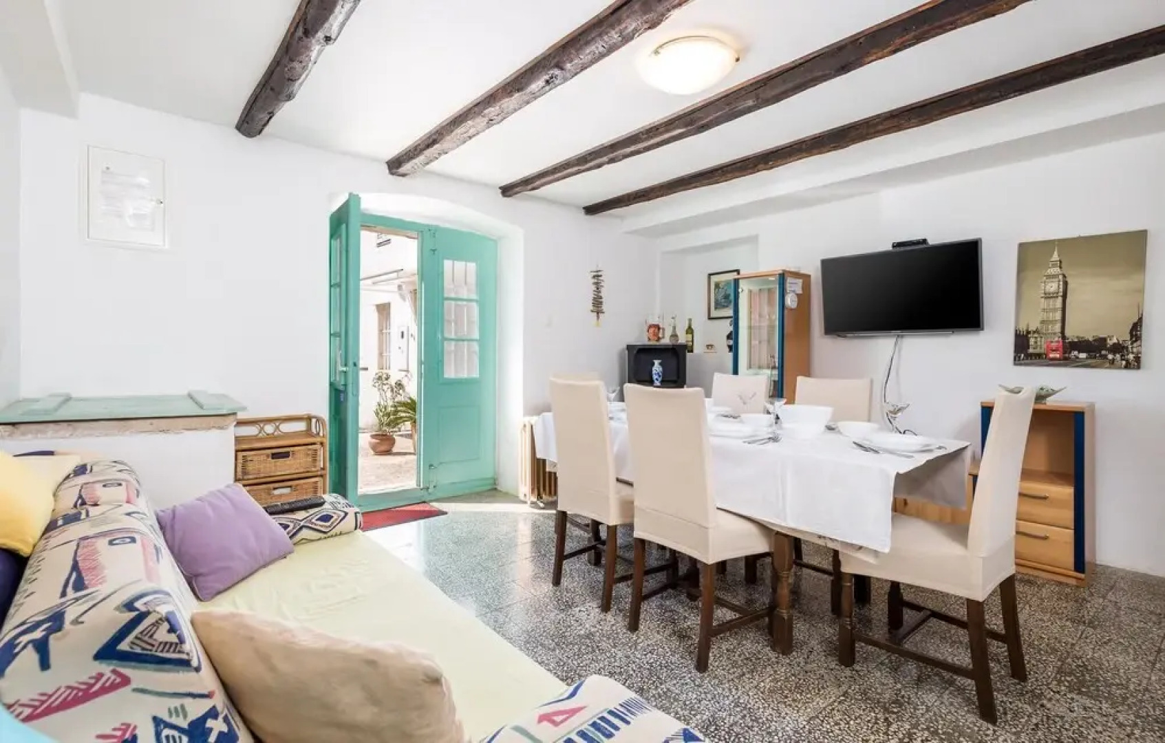 Amazing Home in Nerezine With Wifi and 3 Bedrooms