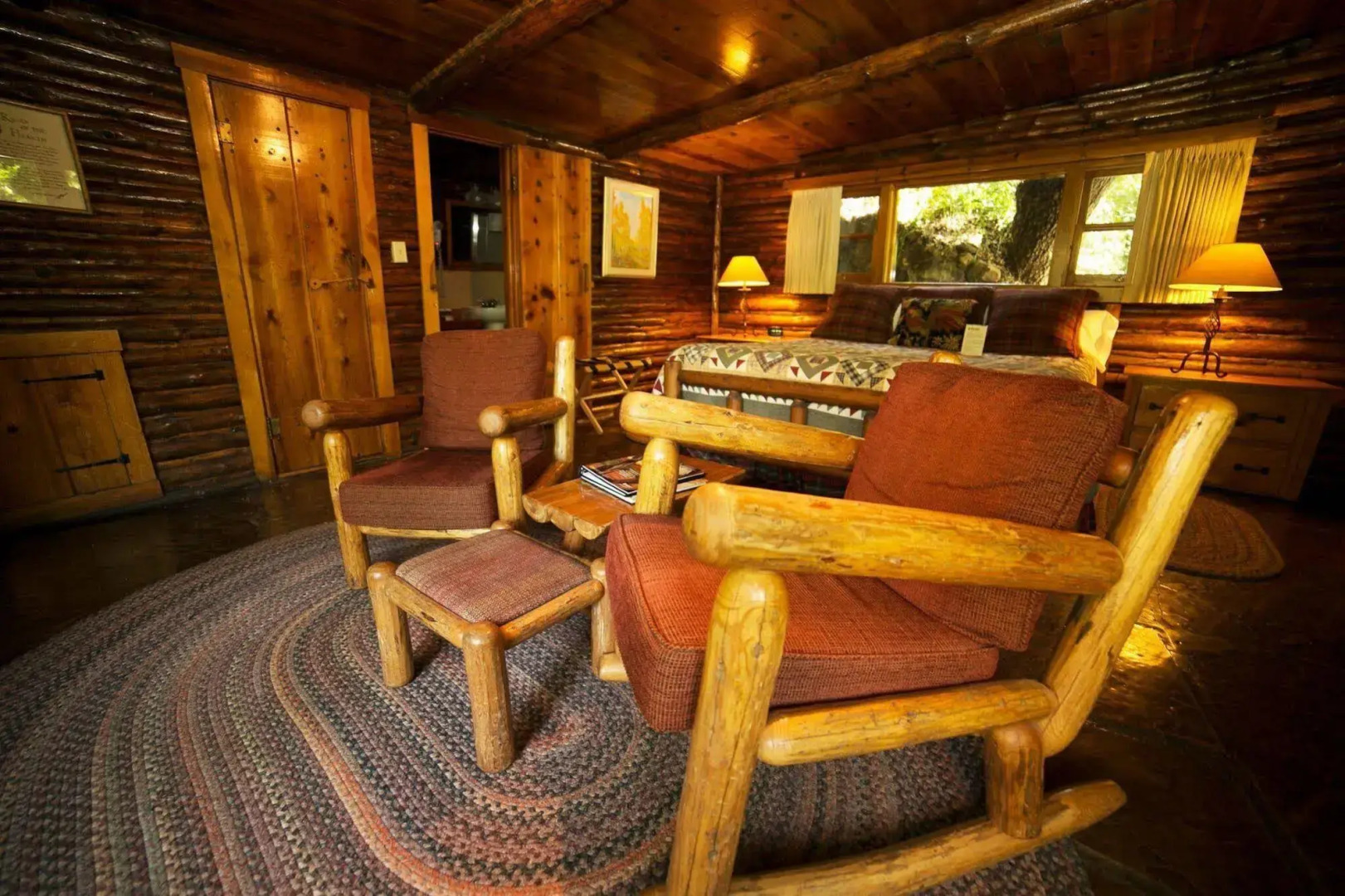 Orchard Canyon on Oak Creek