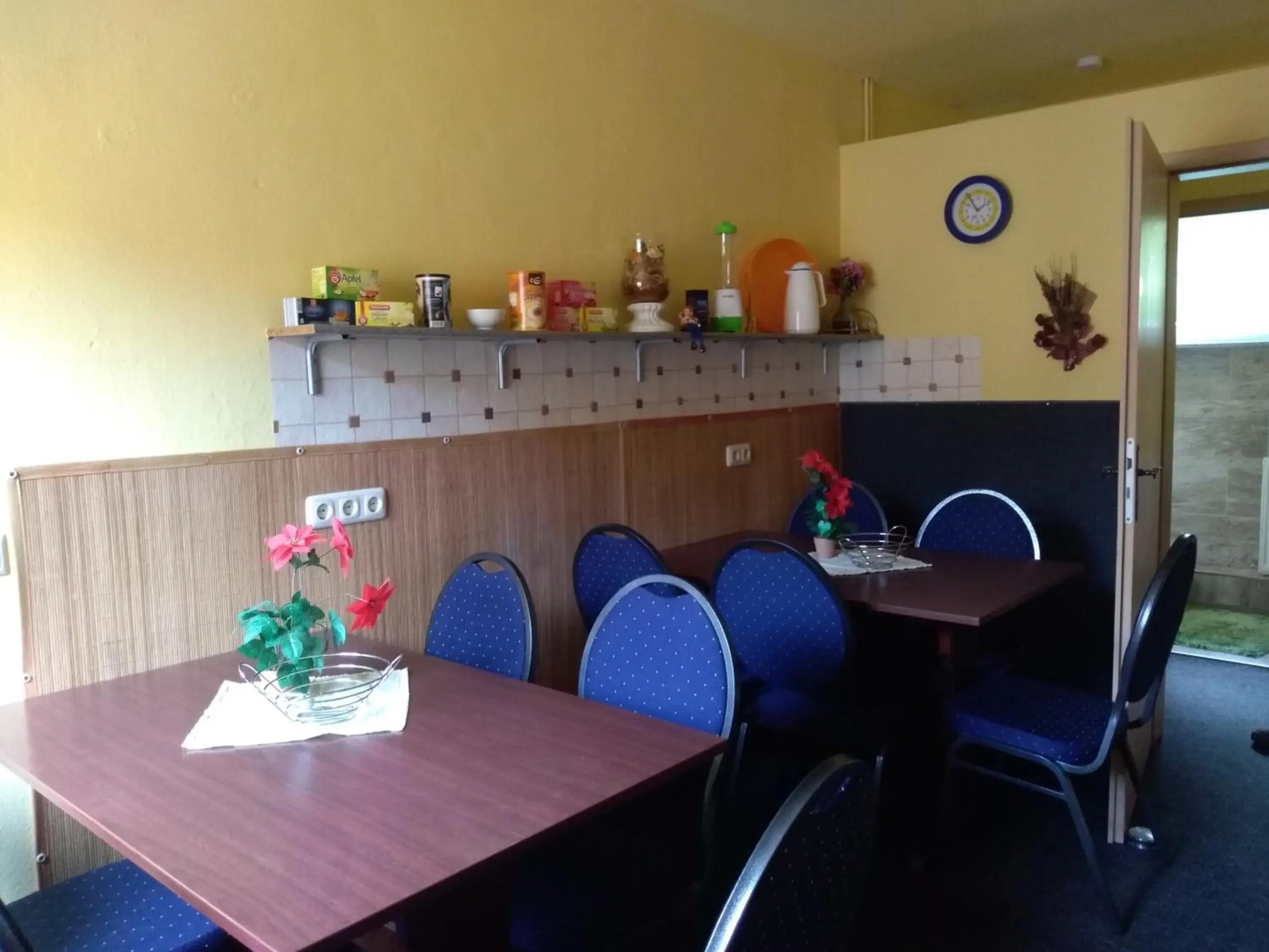 1 Ferienwohnung & 6 Gästezimmer