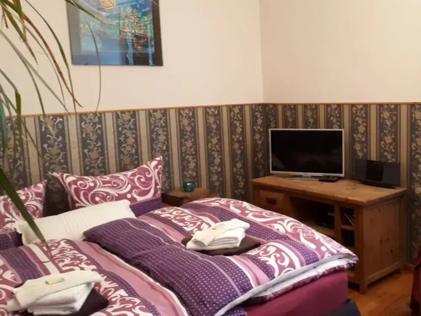 Salmagundi Comfortable Holiday Residence