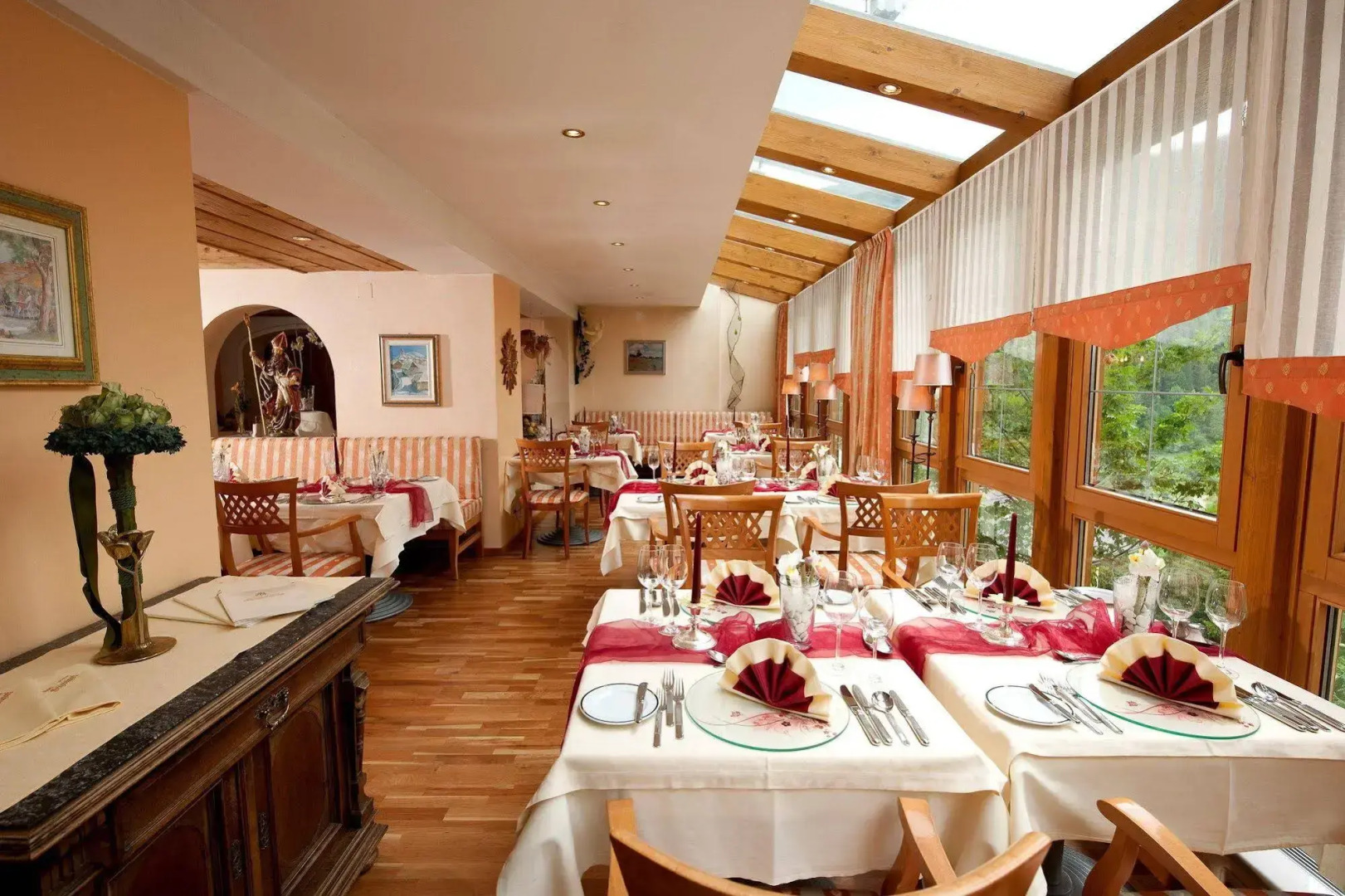 Wohlfühl & Genusshotel Felsenhof