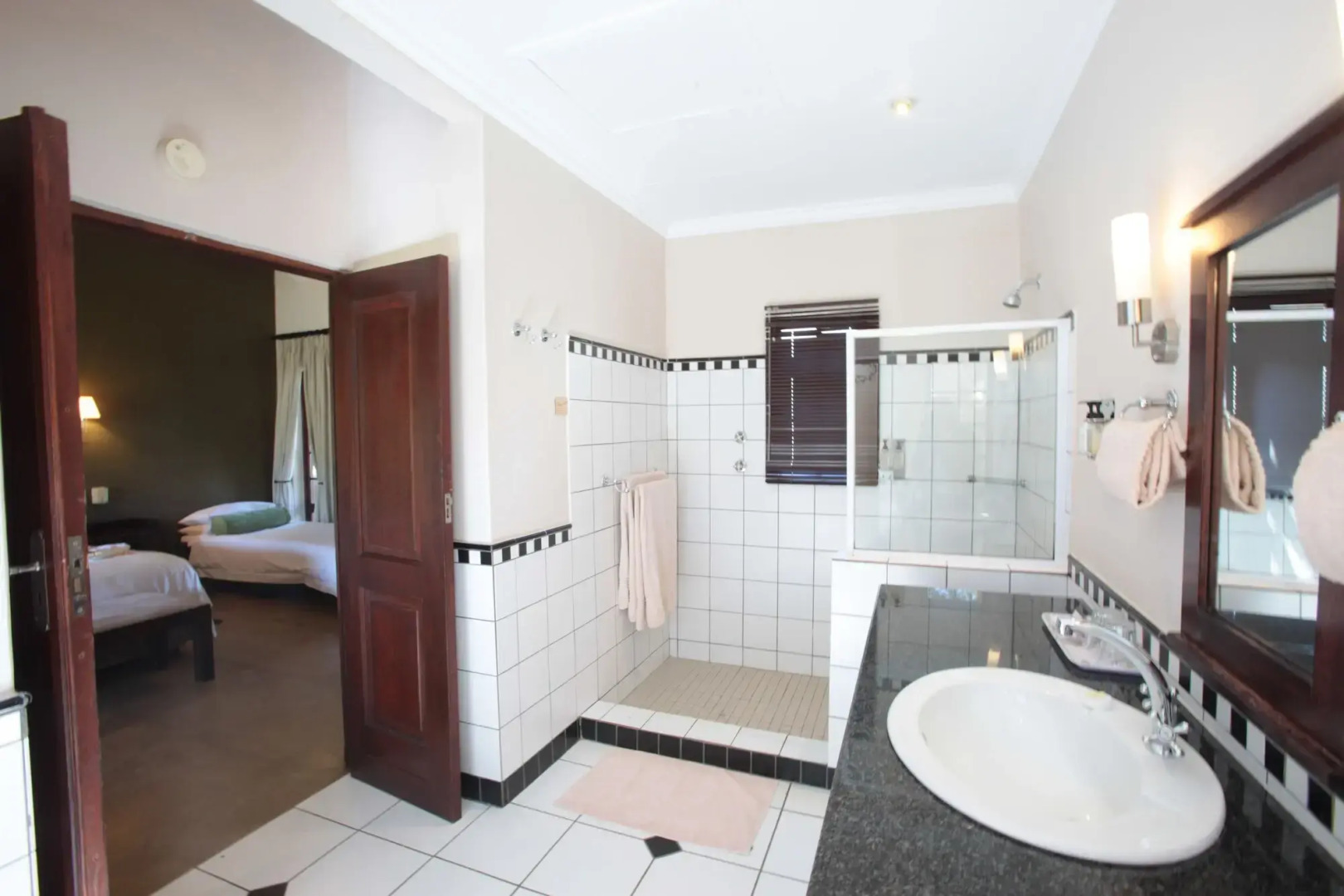 Perrys Bridge Hollow Boutique Hotel