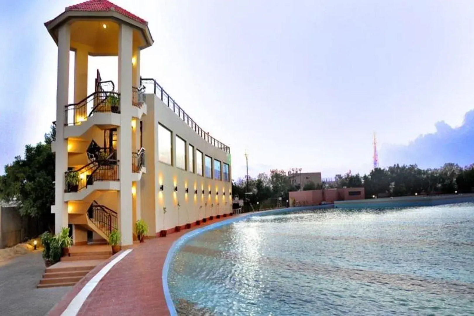 Dreamworld Resort, Hotel & Golf Course