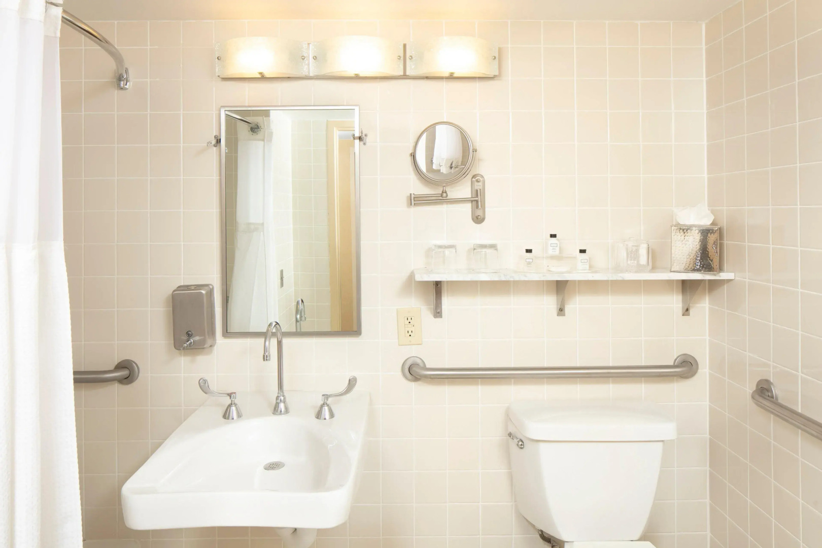 Hotel Indigo Minneapolis Downtown by IHG