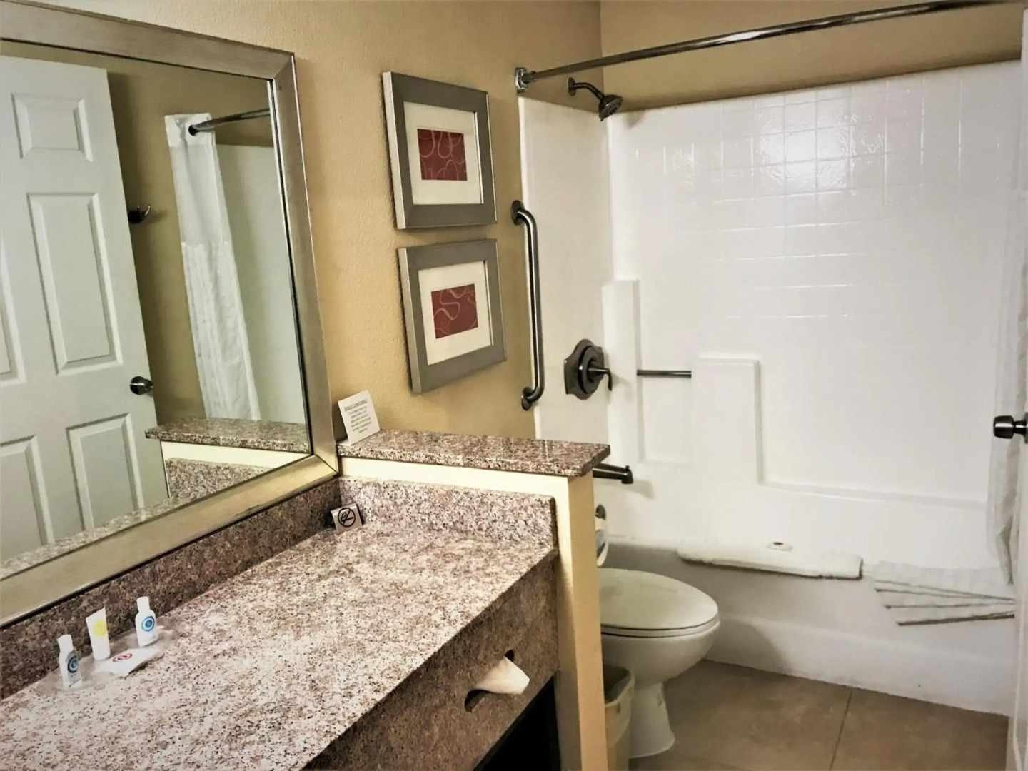 Comfort Inn & Suites Huntington Beach