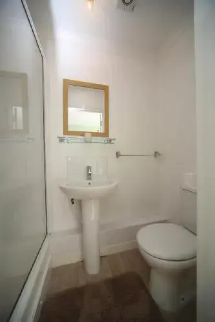 No 10 Guesthouse