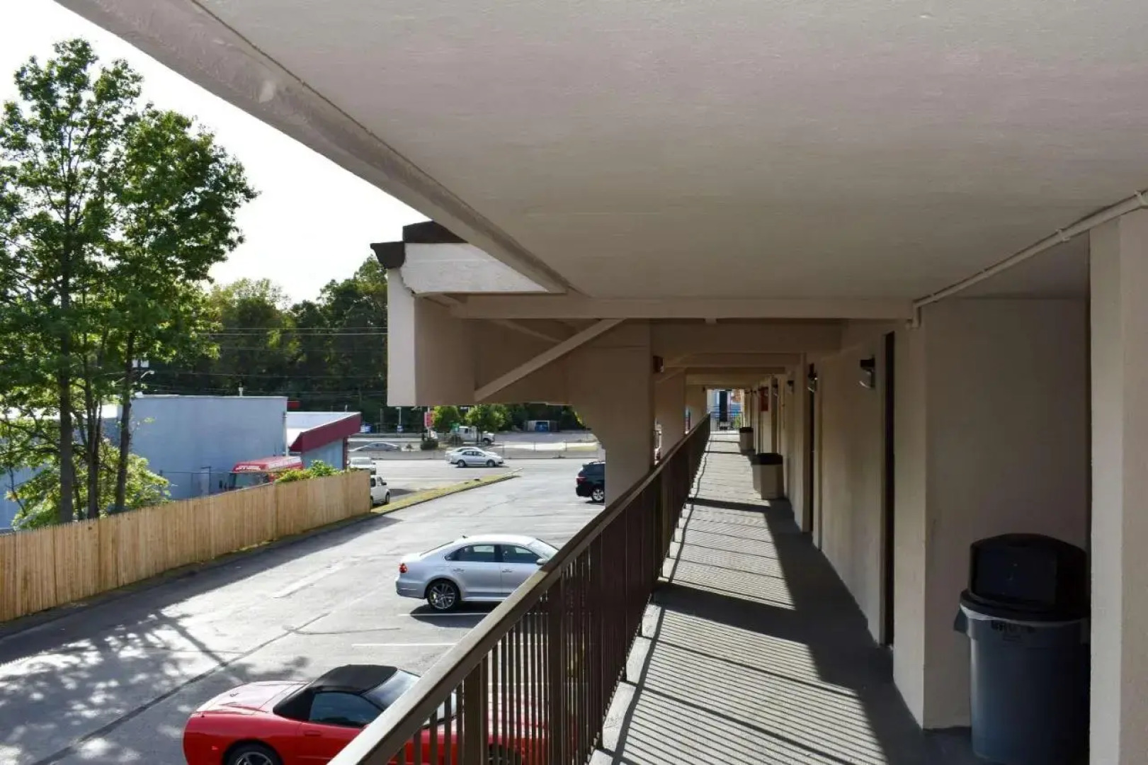 Econolodge Inn & Suites Bordentown