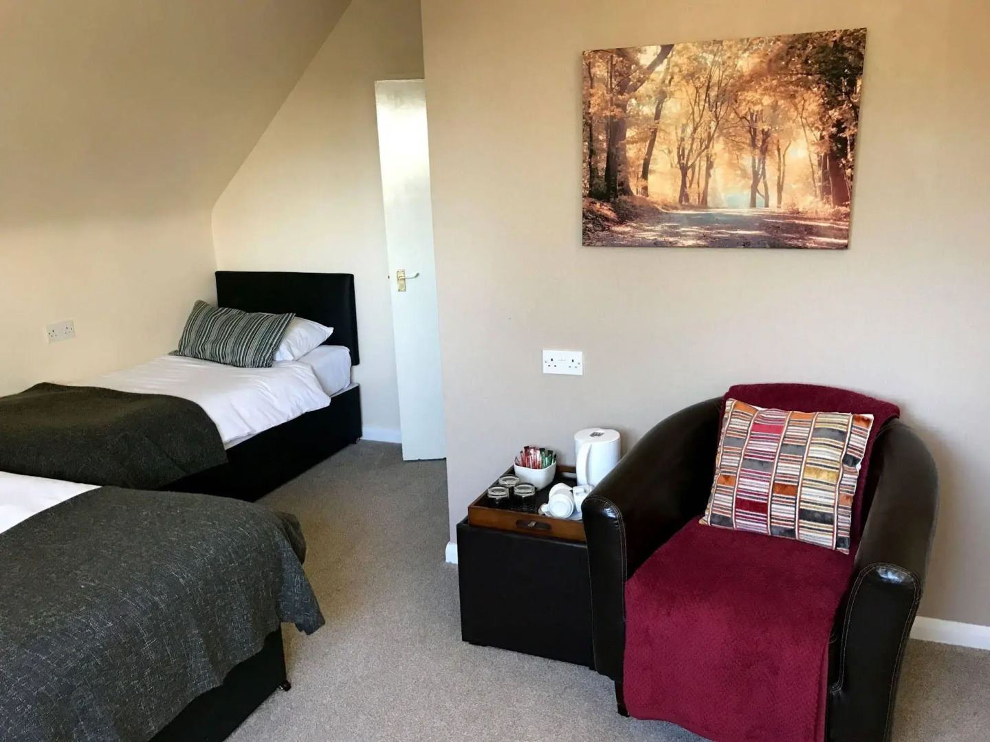 Elizabeth House Hotel