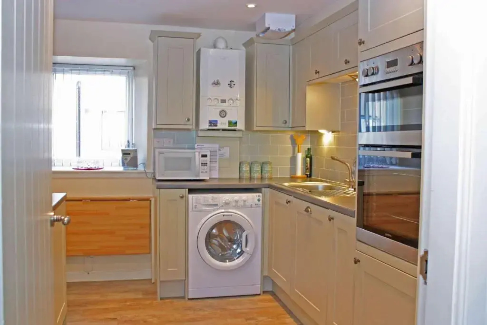 Apartment 8, The Granary