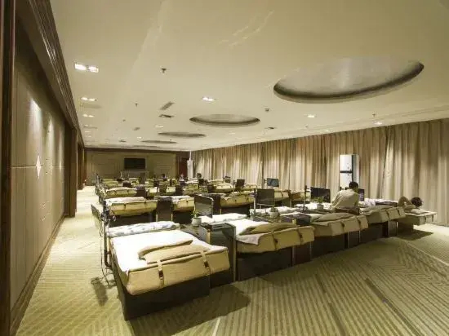 Jinze Hotel
