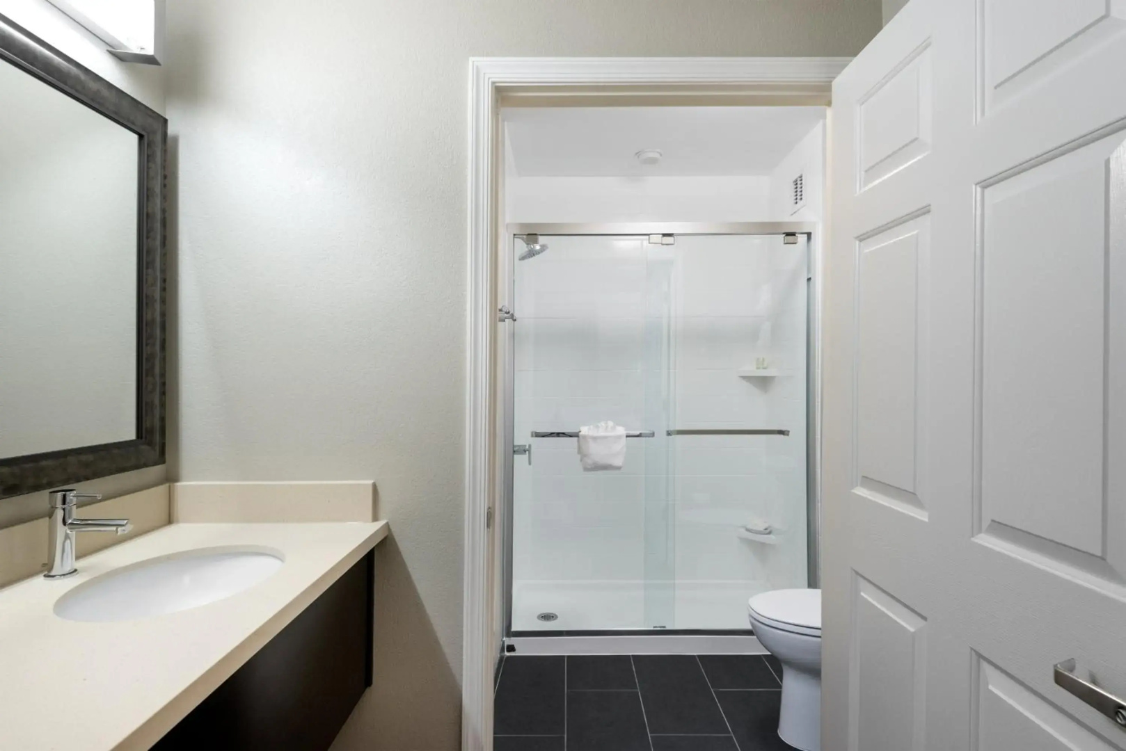 Staybridge Suites Chantilly - Dulles Airport by IHG