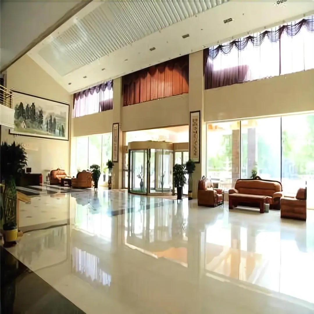 Sutong Holiday Hotel