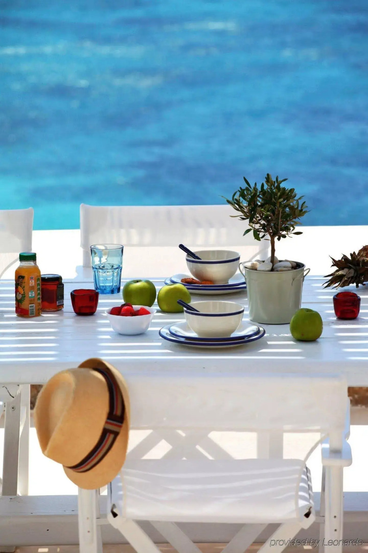 Casa Del Mar Mykonos Seaside Resort