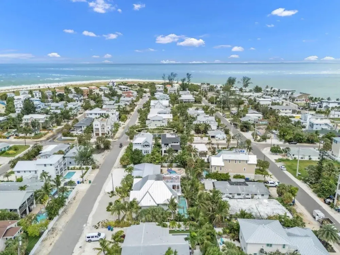 Minnow 1 1 Bedroom Cottage by RedAwning