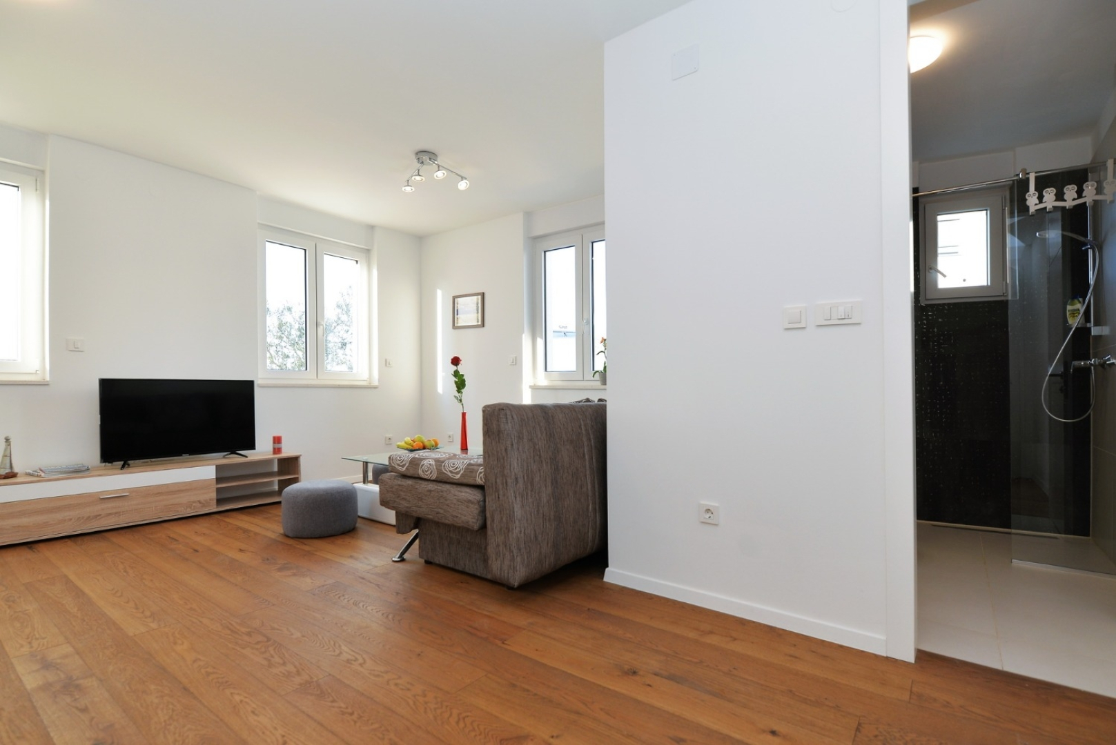 Apartment Nata - free parking A1 Murter, Island Murter