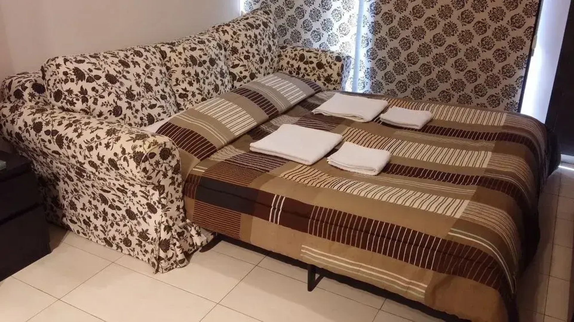 Green Valley Modern Studio