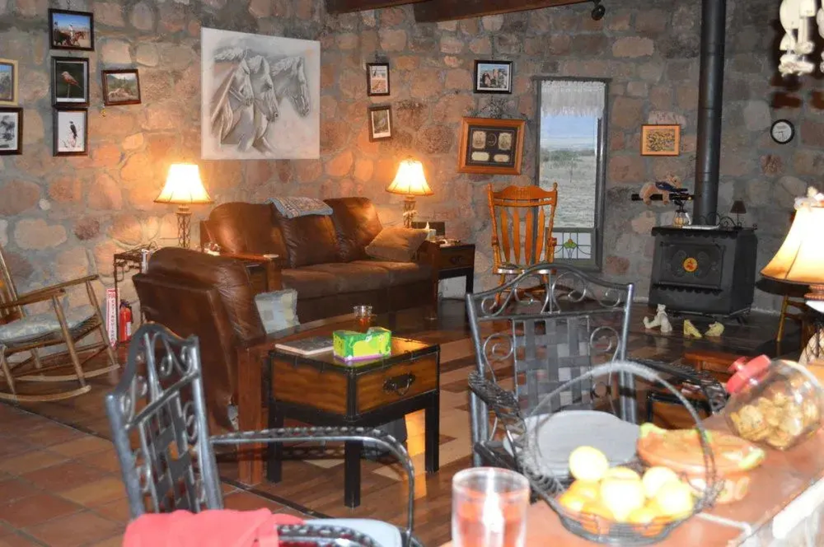 DD Gamble Guest Lodge & Ranch
