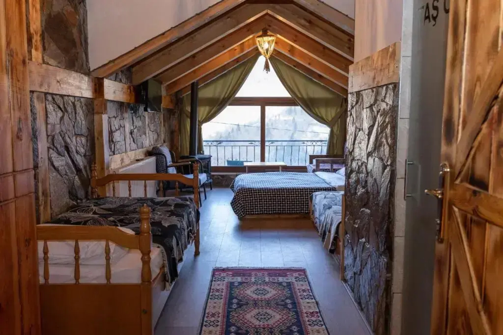 Hamsikoy Tas Otel