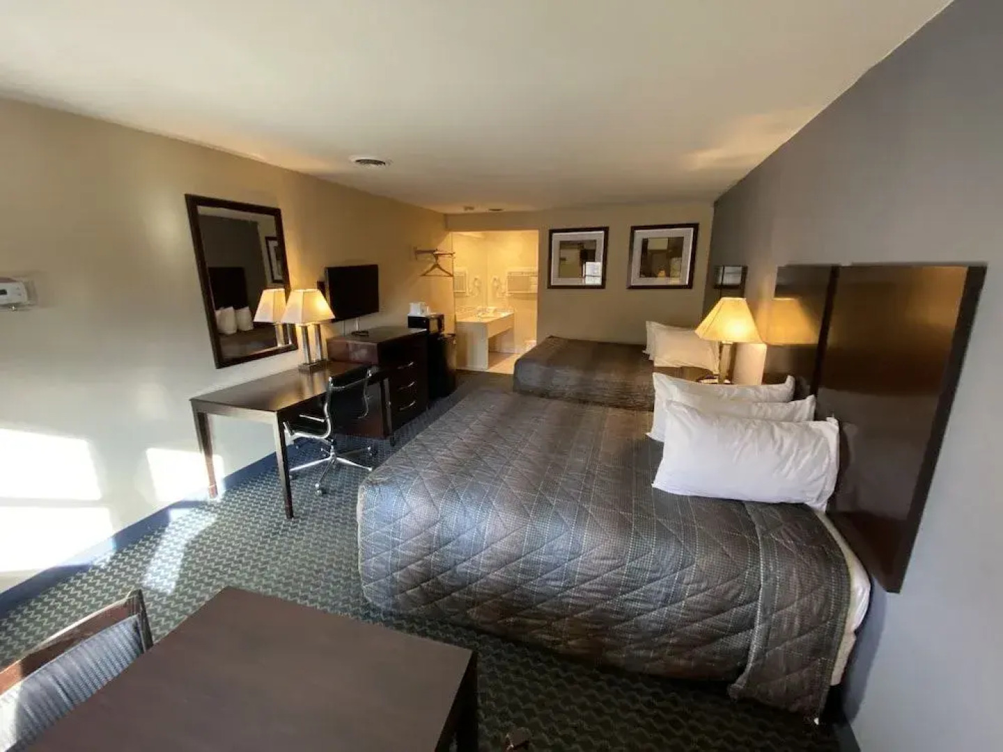 Americas Best Value Inn Danbury