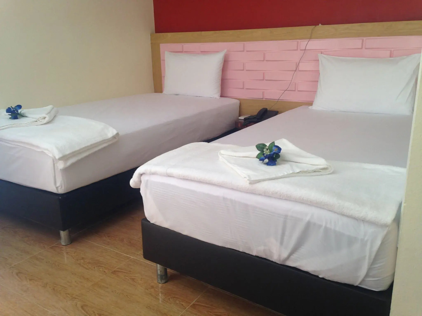 The Loom Resort Thung Song