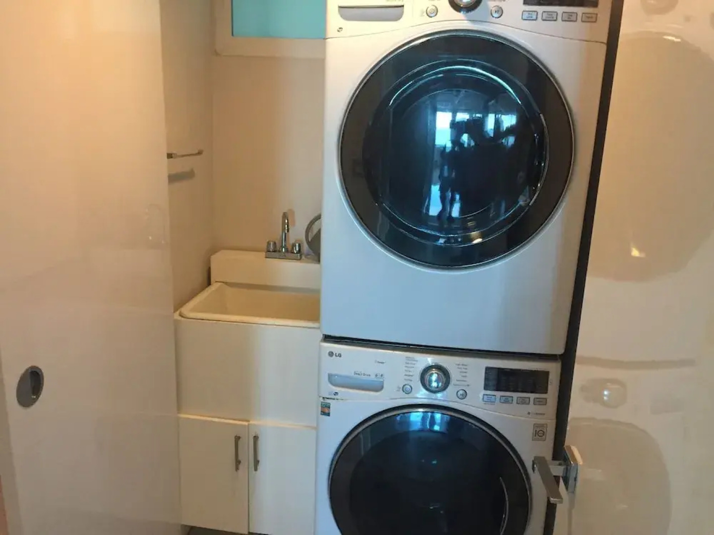 Beach Front  Amapola SeaSide Apt