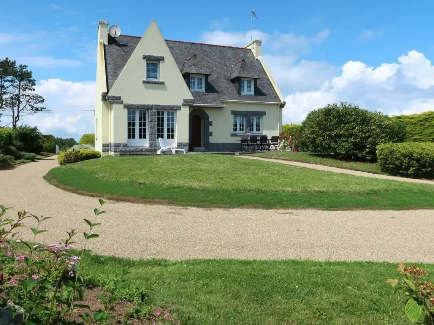 Holiday Home Ty Didrouz - LSL101