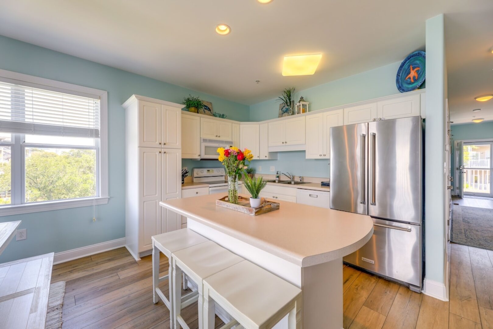 Ocean Club Condo: Spectacular View & Beach Access!