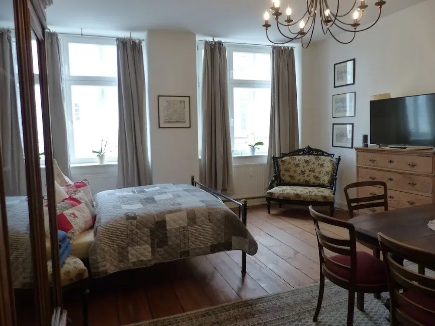 Cafe 28 & Pension am Markt