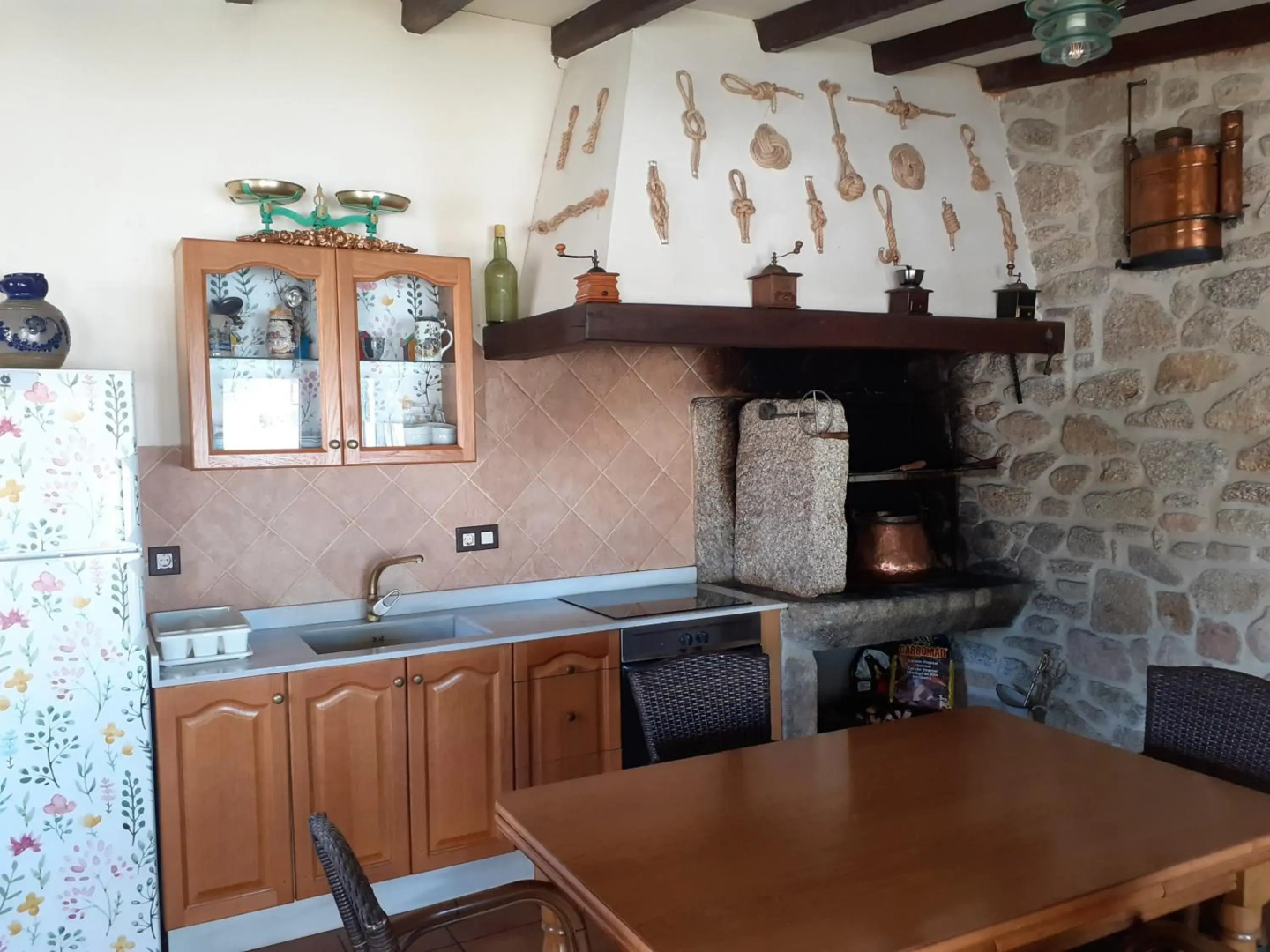 Casa rural con piscina Viña de Millan