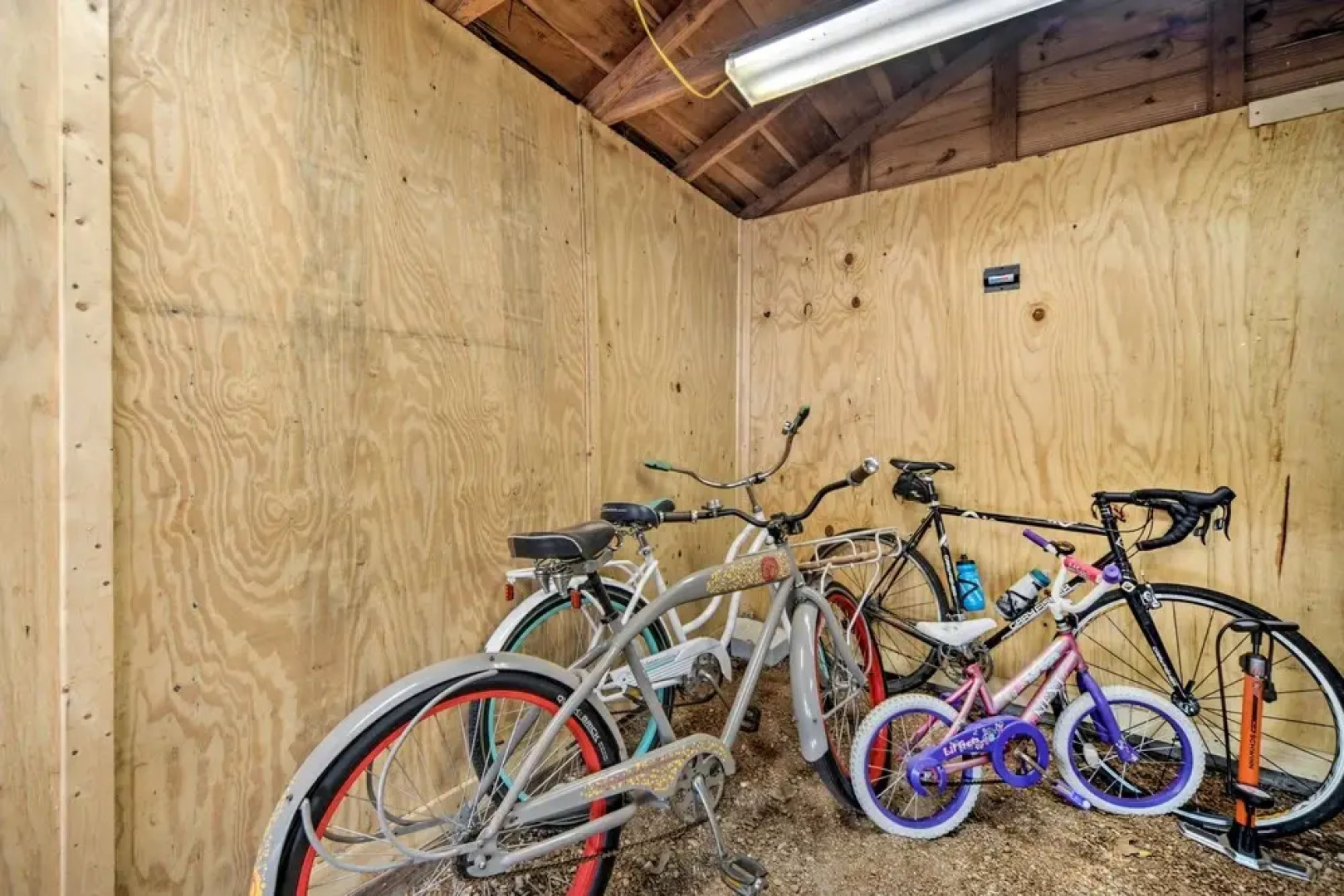 Kerrville 'hill House' w/ Backyard Oasis!