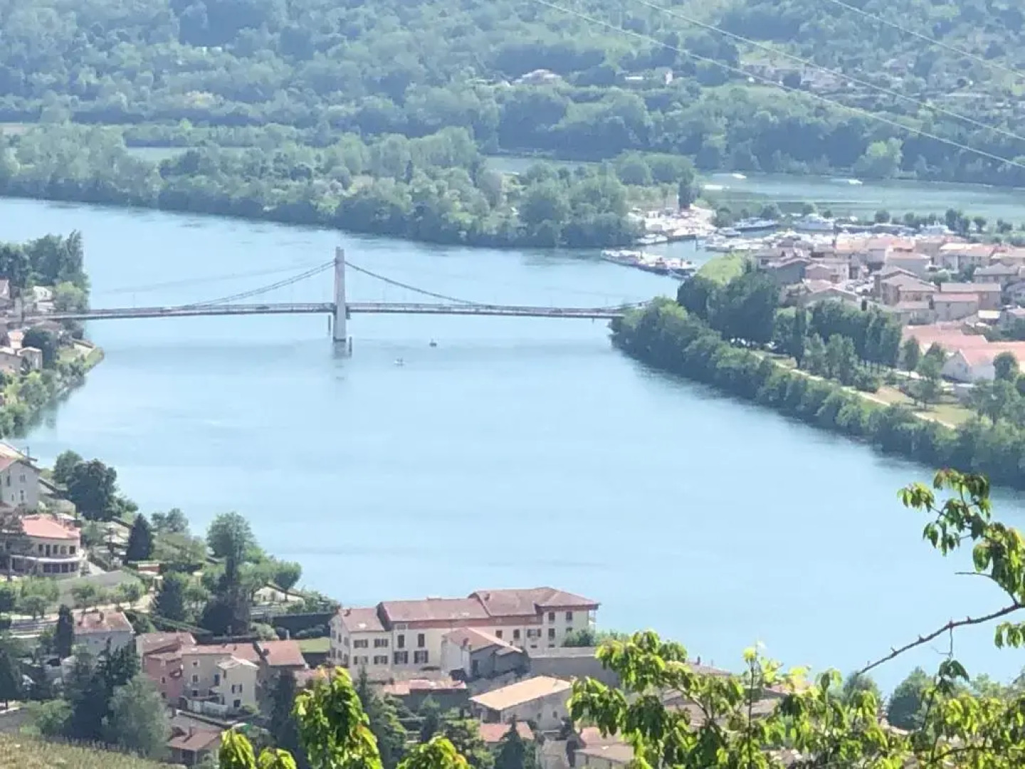 Condrieu 1er étage climatisé appartement entier 90m2