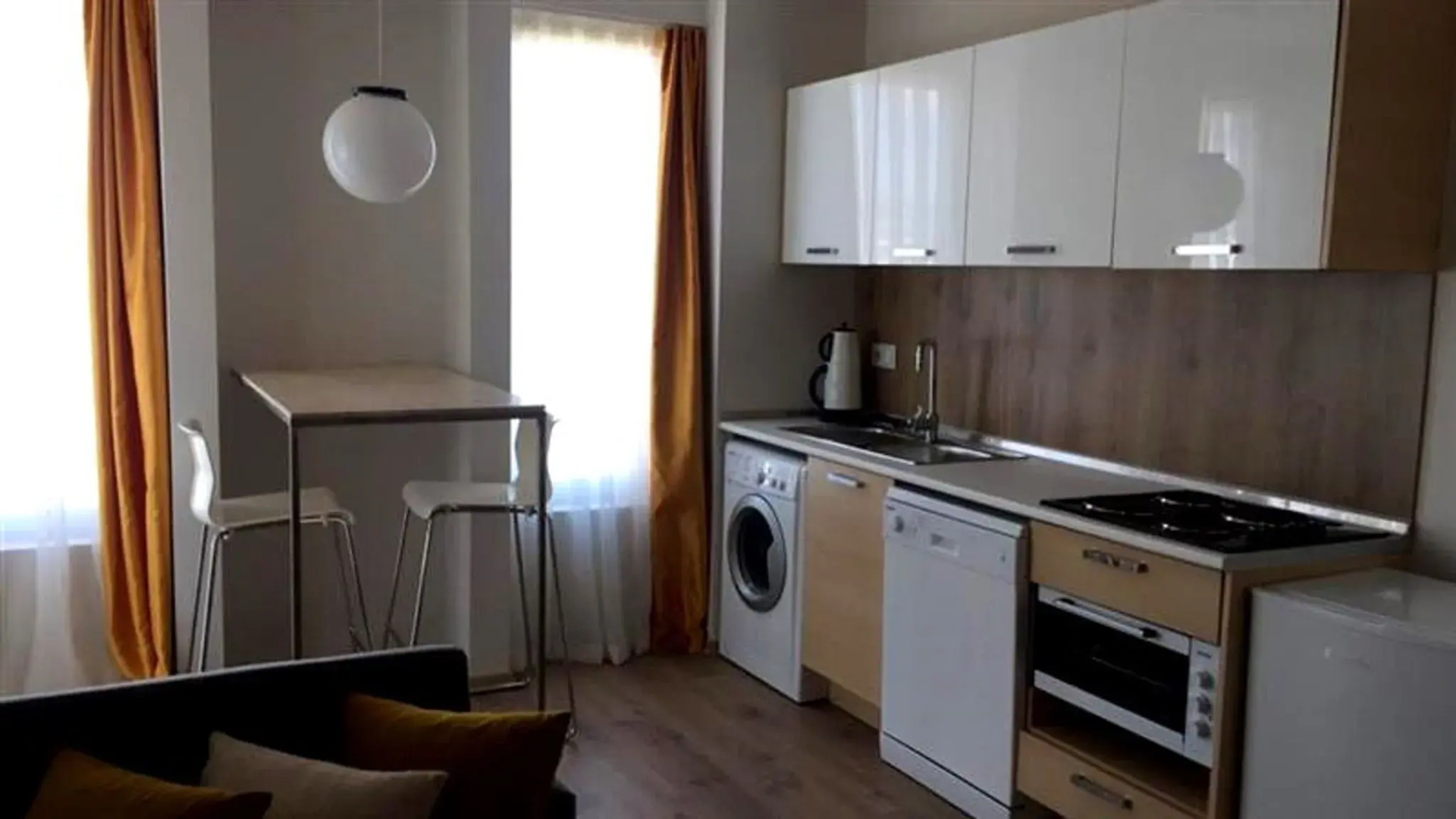 Boutique House Mim-A