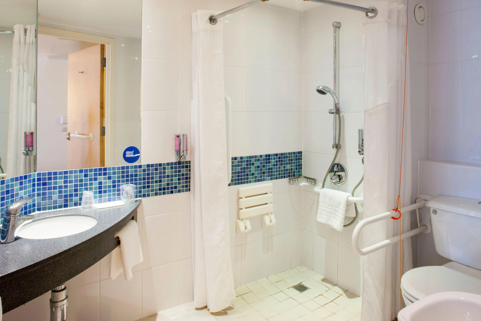 Holiday Inn Express London Stansted Airport by IHG