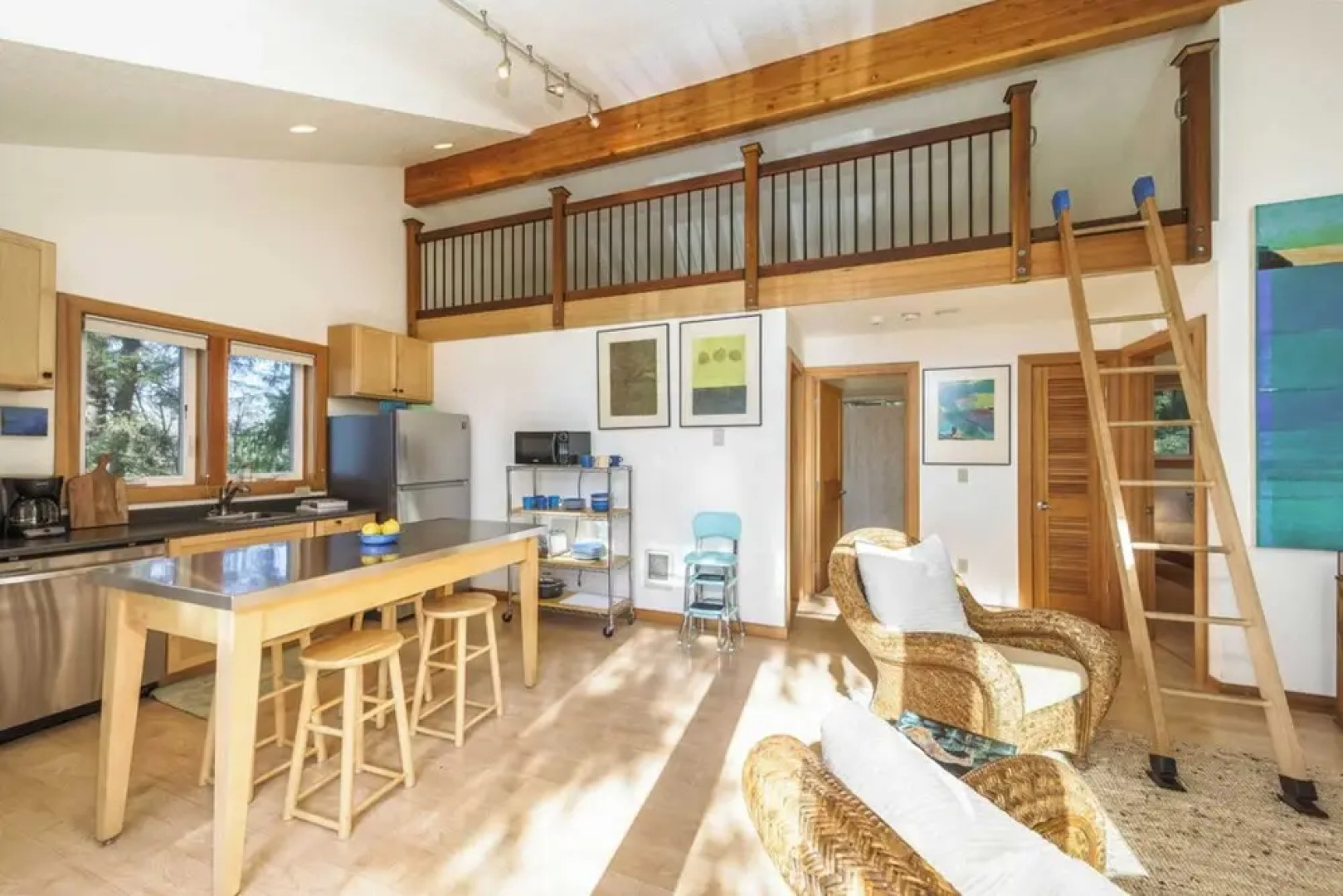 Seagrove by Avantstay Treetop Haven w/ Coastal Views