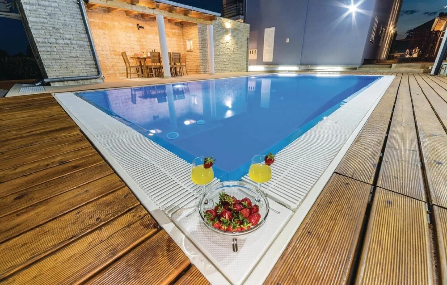 Amazing Home in Veli Rat With Wifi and 2 Bedrooms