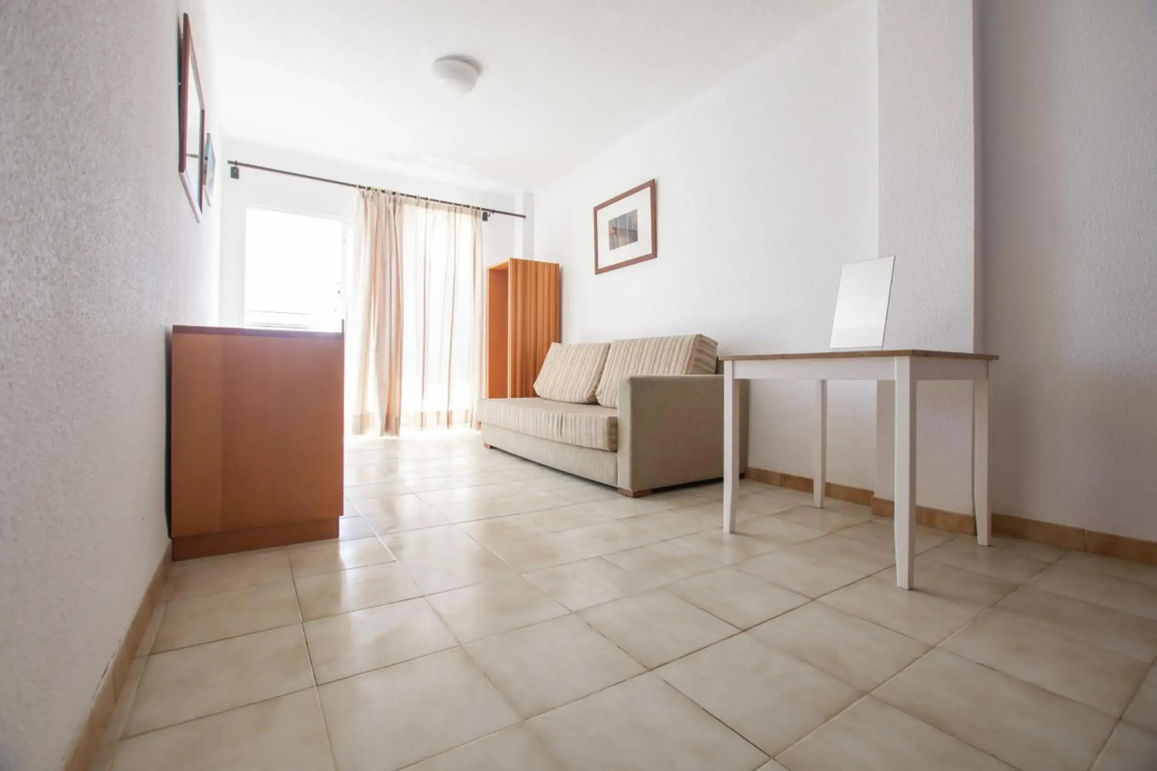 El Cortijo Apartments